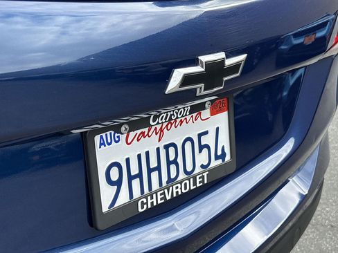 Used 2023 Chevrolet Equinox LS FWD image 28