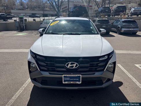 Certified 2025 Hyundai Tucson SEL image 9