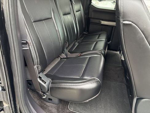 Certified 2018 Ford F150 Lariat image 41