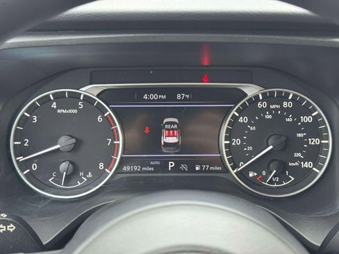 Used 2024 Nissan Rogue SV AWD/4WD image 27