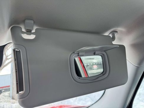 Used 2015 Jeep Renegade Sport w/ Power & Air Group image 29