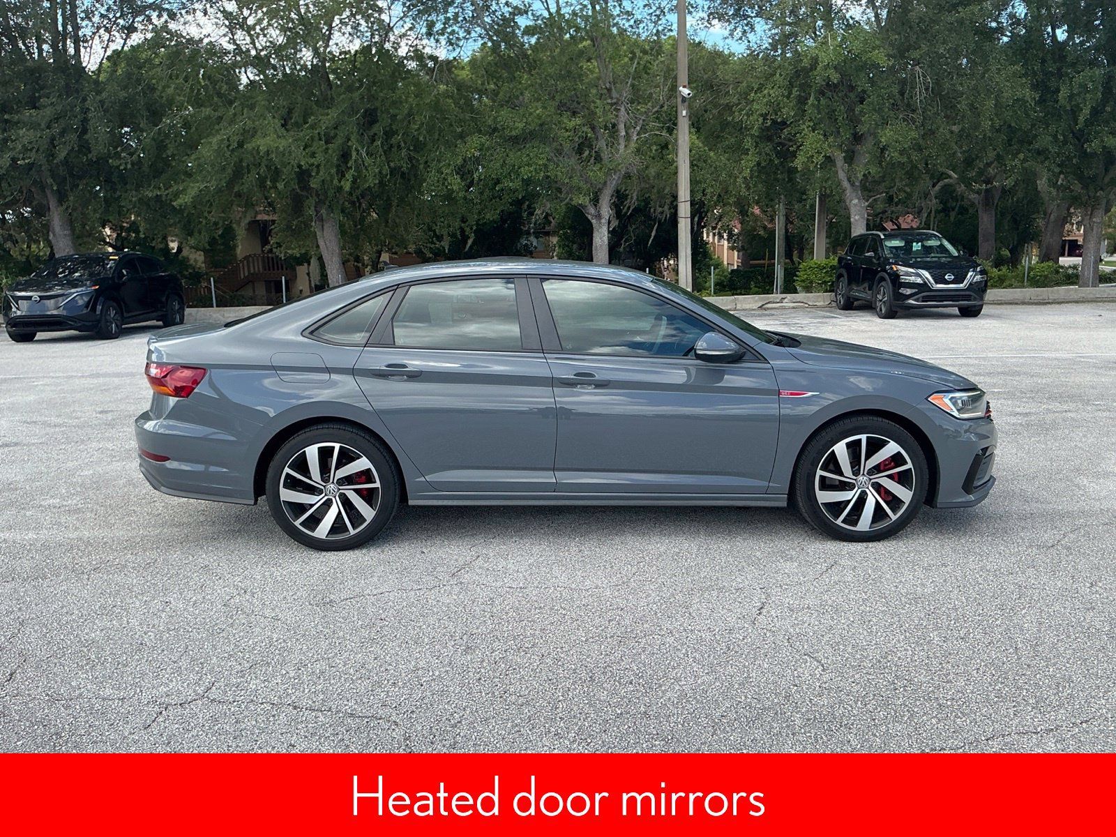 Used 2019 Volkswagen Jetta GLI FWD image 11