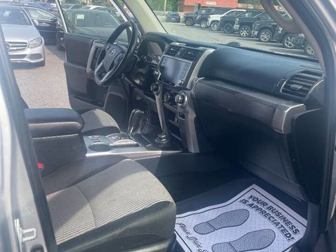 Used 2020 Toyota 4Runner SR5 image 15