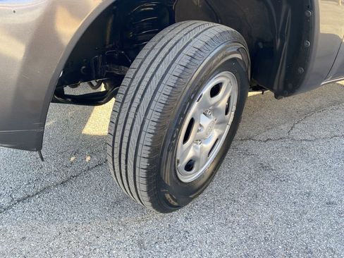 Used 2015 Toyota Tacoma 2WD Access Cab image 12