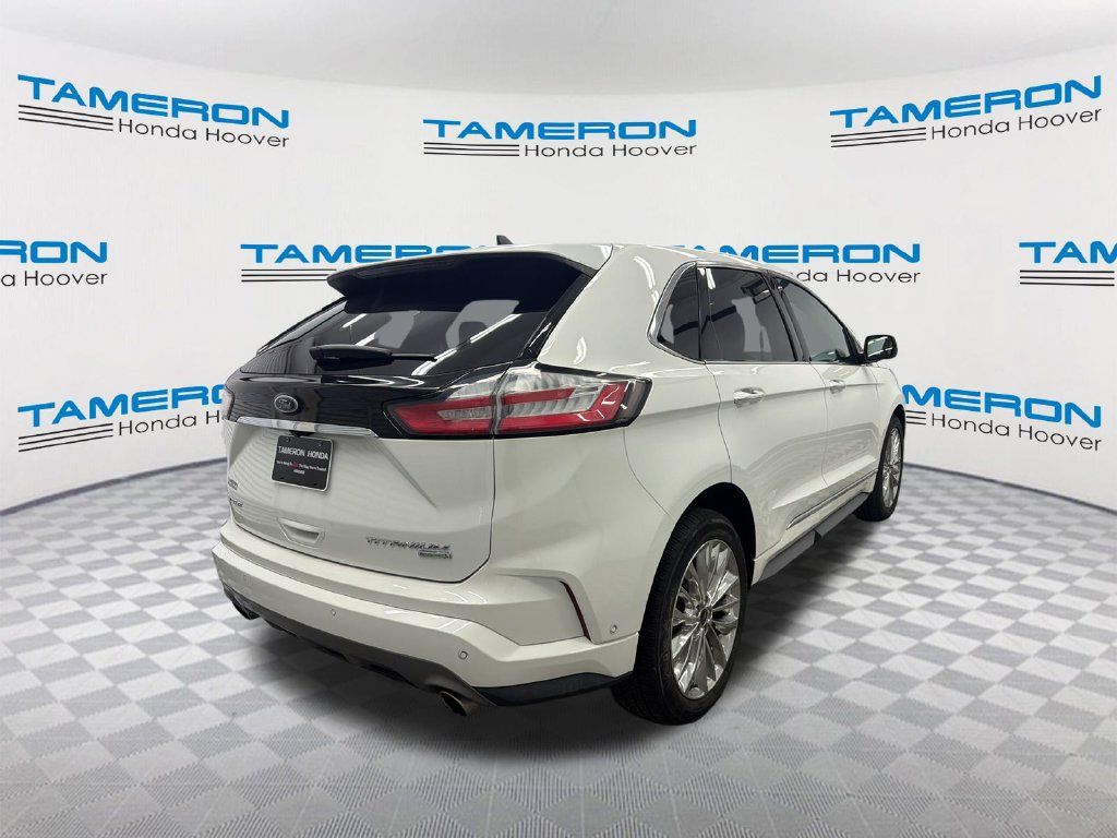 Used 2020 Ford Edge Titanium w/ Equipment Group 301A FWD image 5