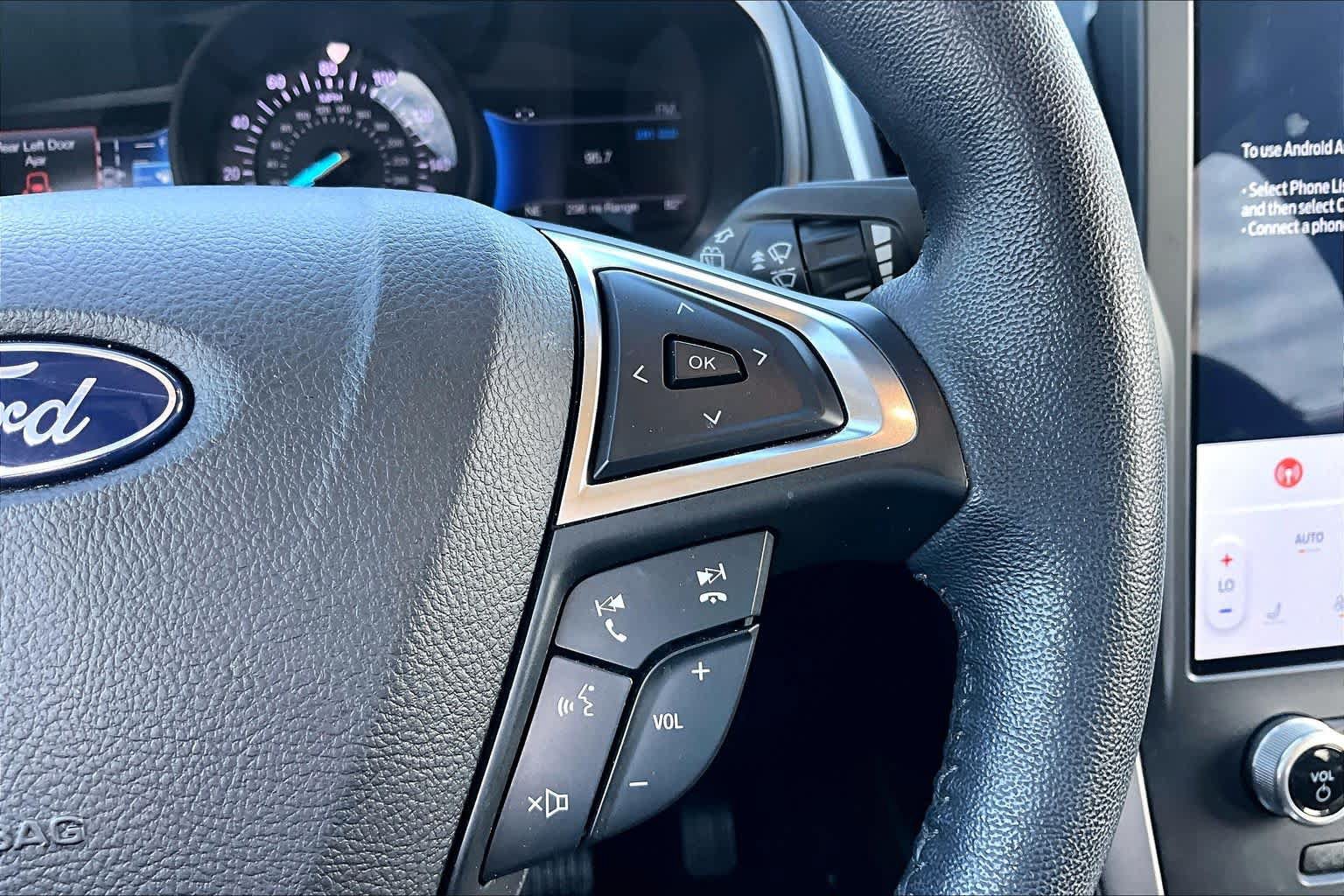 Used 2022 Ford Edge SEL w/ Convenience Package AWD/4WD image 24