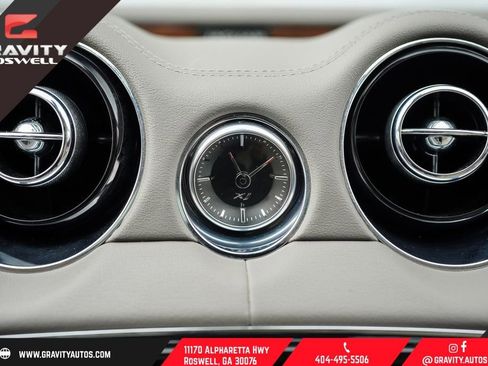 Used 2017 Jaguar XJ R-Sport image 31