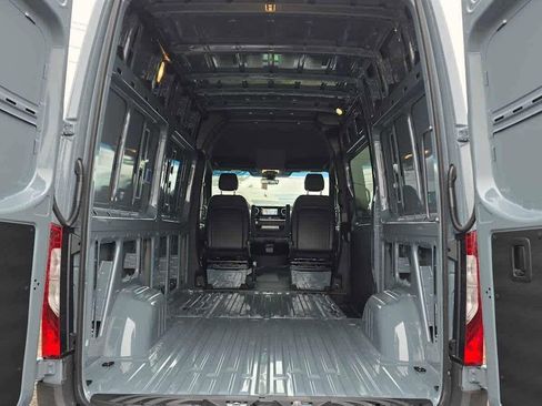 New 2026 Mercedes-Benz Sprinter 2500 image 21