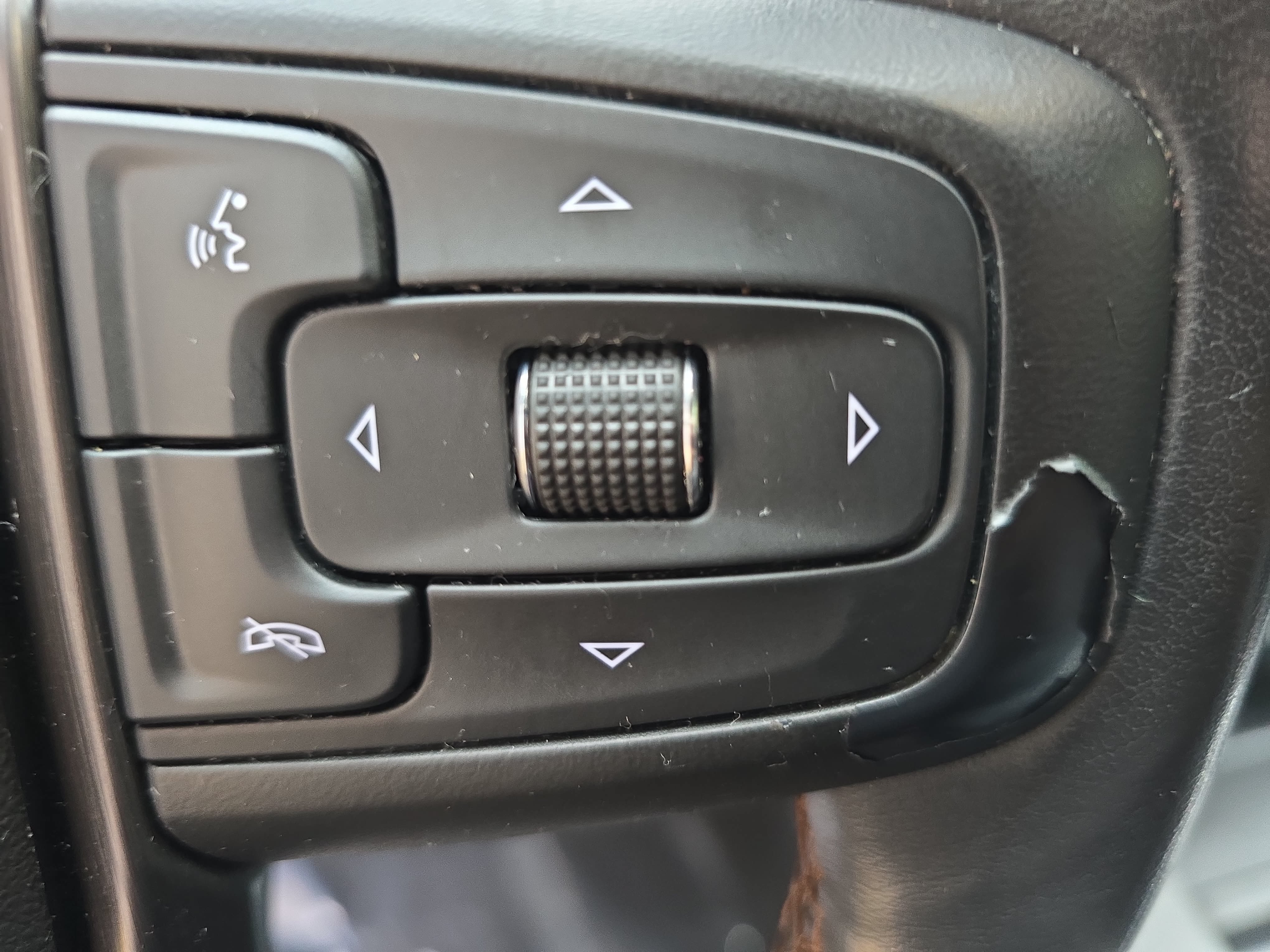 Used 2021 GMC Sierra 1500 AT4 AWD/4WD image 16