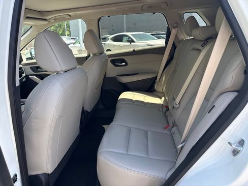 Used 2023 Nissan Rogue SL w/ SL Premium Package AWD/4WD image 13
