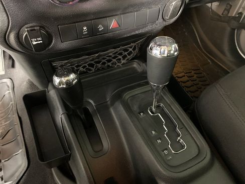 Used 2017 Jeep Wrangler Unlimited Sport w/ Connectivity Group image 25