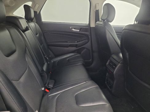 Used 2017 Ford Edge Titanium w/ Equipment Group 301A FWD image 19