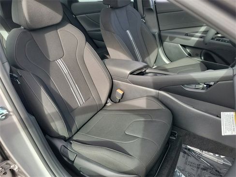 New 2026 Hyundai Elantra Sport image 17