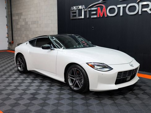Used 2023 Nissan Z w/ Floor Mat Package RWD image 27
