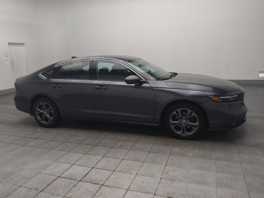 Used 2023 Honda Accord EX image 11