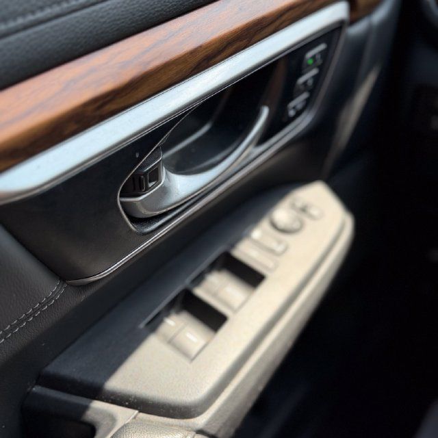 Used 2022 Honda CR-V EX-L image 16