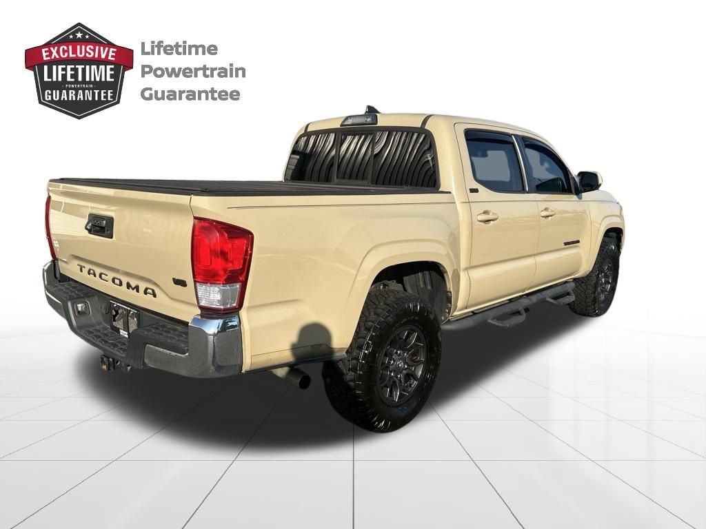 Used 2016 Toyota Tacoma SR5 w/ Towing Package RWD image 5