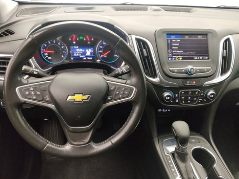 Used 2022 Chevrolet Equinox LT FWD image 22