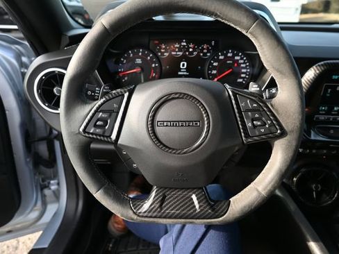 Used 2018 Chevrolet Camaro SS image 12