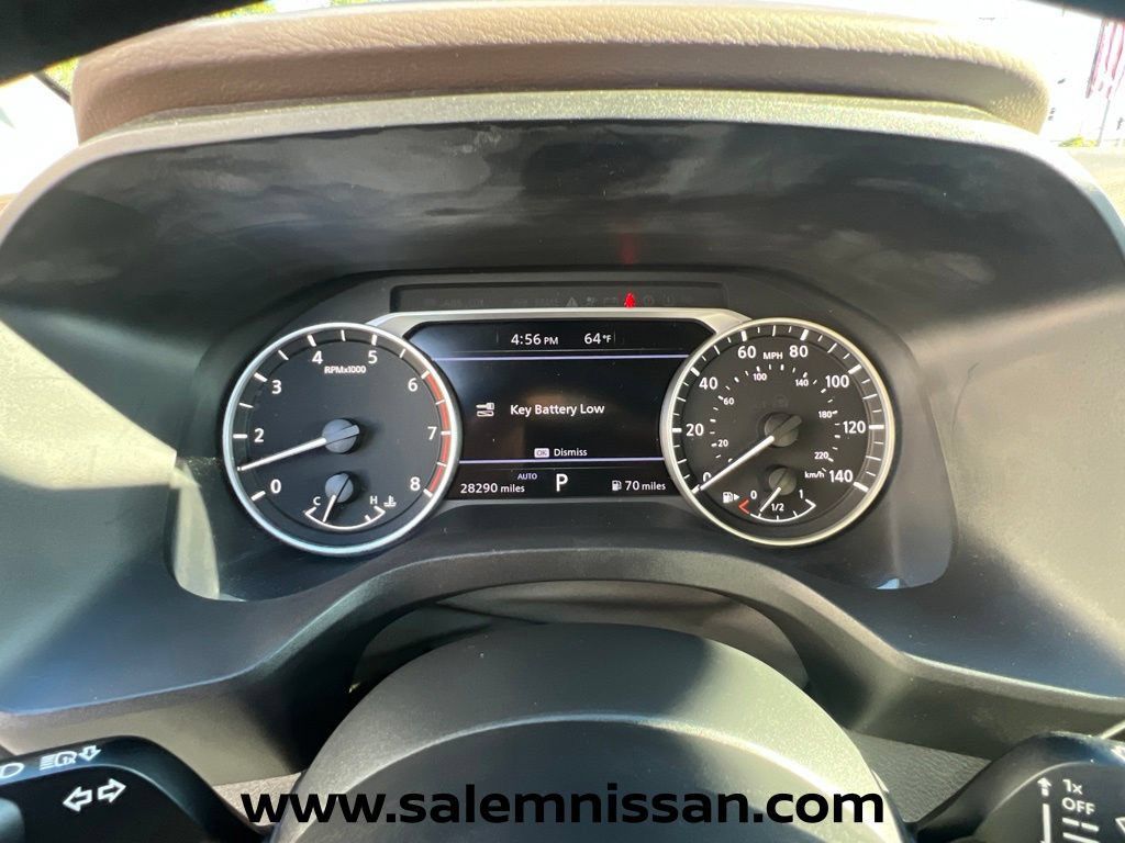 Used 2023 Nissan Rogue S AWD/4WD image 14