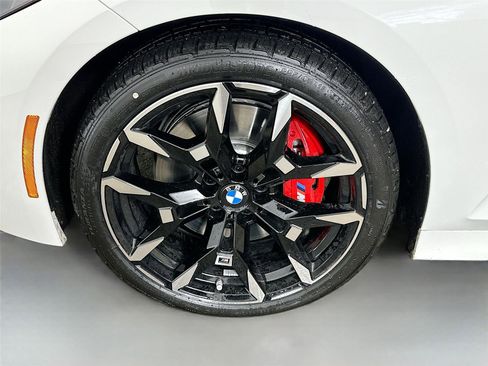 New 2026 BMW 330i xDrive 330i xDrive w/ M Sport Package image 32