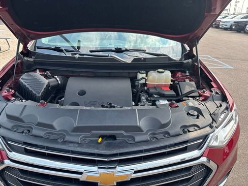 Used 2018 Chevrolet Traverse Premier w/ Driver Confidence II Package FWD image 32