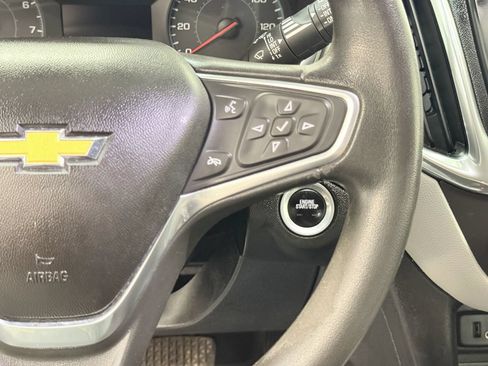 Used 2018 Chevrolet Equinox LS AWD/4WD image 28