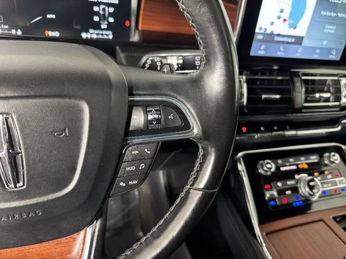 Used 2021 Lincoln Navigator Reserve AWD/4WD image 14