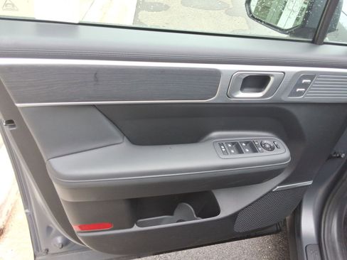 Used 2025 Hyundai Santa Fe Limited image 23