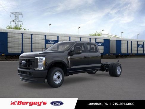 New 2026 Ford F350 XL image 1