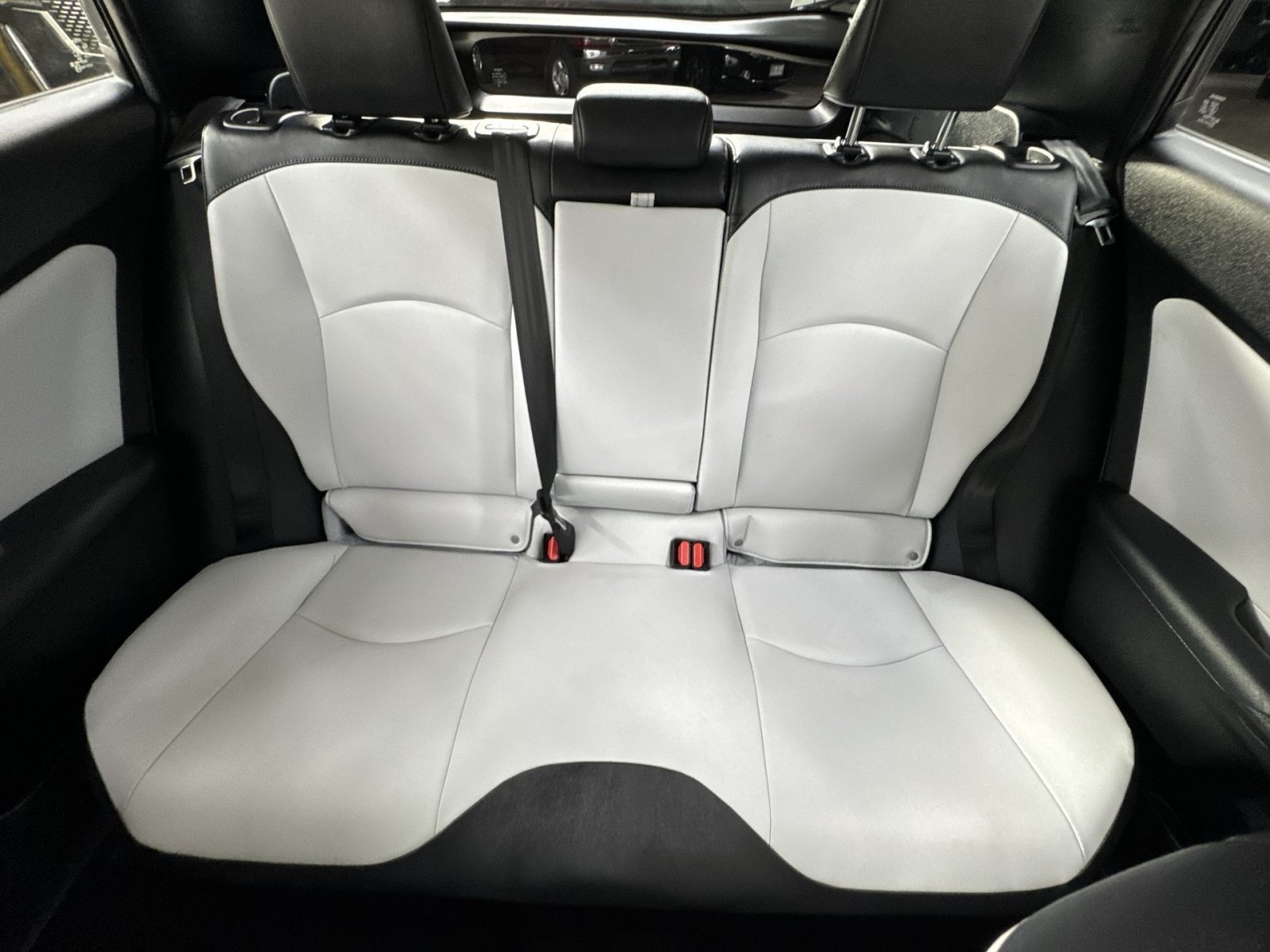 Used 2017 Toyota Prius Four FWD image 15