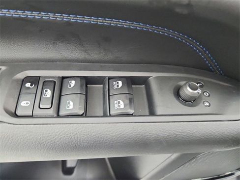 New 2026 Jeep Compass Latitude image 29