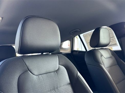 New 2026 Chevrolet Trax LT w/ Driver Confidence Package image 22