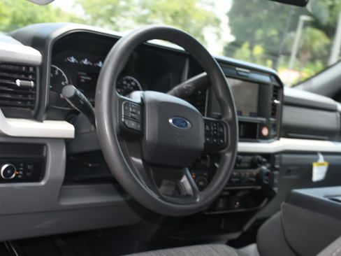 Used 2025 Ford F250 XLT AWD/4WD image 8