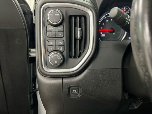 Used 2021 Chevrolet Silverado 1500 LT Trail Boss w/ Bed Protection Package AWD/4WD image 18