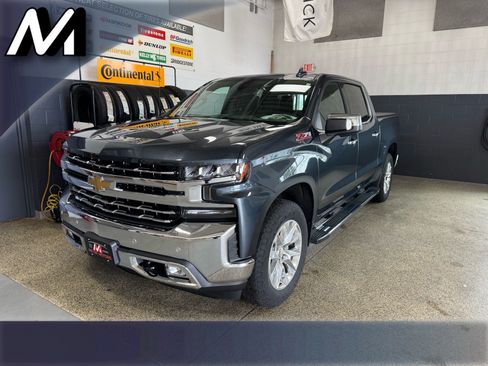 Used 2022 Chevrolet Silverado 1500 LTZ w/ LTZ Premium Package AWD/4WD image 1