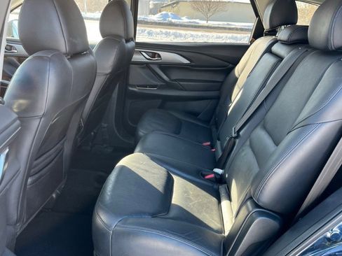 Used 2019 MAZDA CX-9 Touring image 10