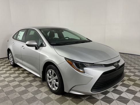 New 2026 Toyota Corolla LE image 1
