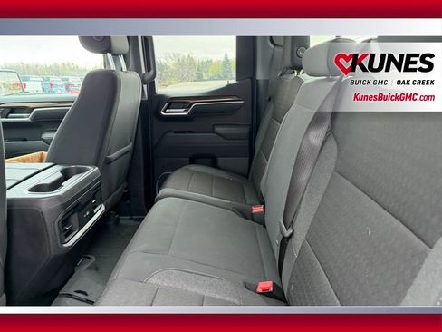 Used 2025 Chevrolet Silverado 1500 LT AWD/4WD image 6