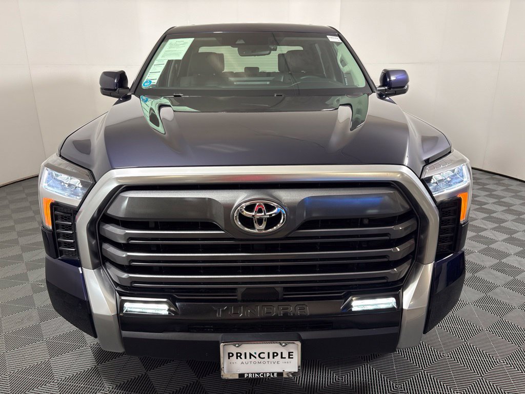 Used 2024 Toyota Tundra Limited w/ Power Package RWD image 3