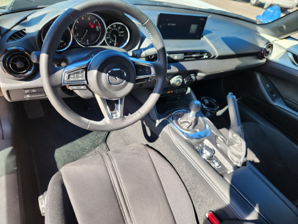New 2026 MAZDA MX-5 Miata Club RWD image 3