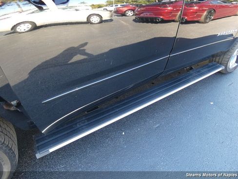 Used 2015 Chevrolet Suburban LTZ image 18