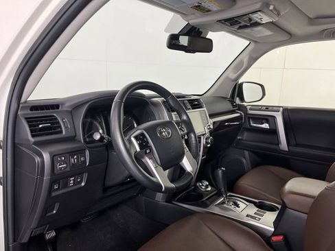 Used 2023 Toyota 4Runner Limited image 9