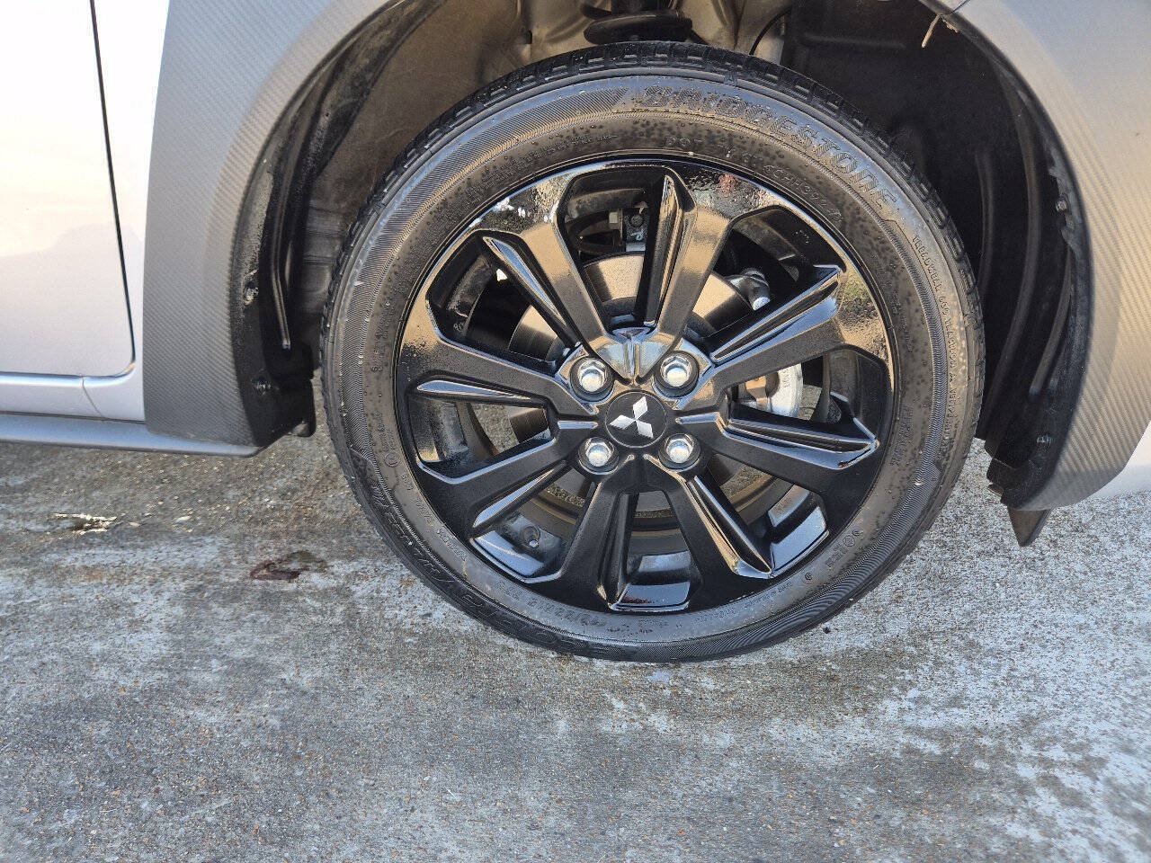Used 2024 Mitsubishi Mirage Black Edition FWD image 23