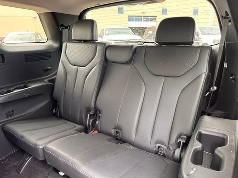 Used 2025 Hyundai Palisade SEL image 20