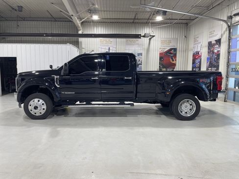 Used 2019 Ford F450 Lariat w/ Lariat Ultimate Package AWD/4WD image 5