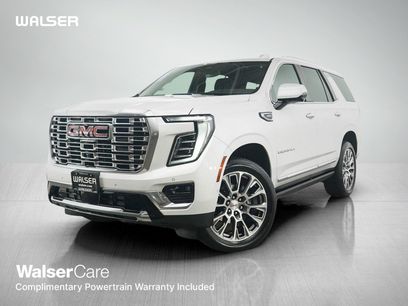 Used 2025 GMC Yukon Denali w/ Sun & Power Step Package