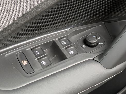 New 2026 Volkswagen Tiguan S FWD image 22