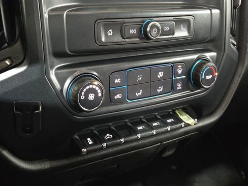 Used 2019 Chevrolet Silverado 2500 W/T image 26