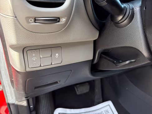 Used 2019 Kia Soul FWD image 30